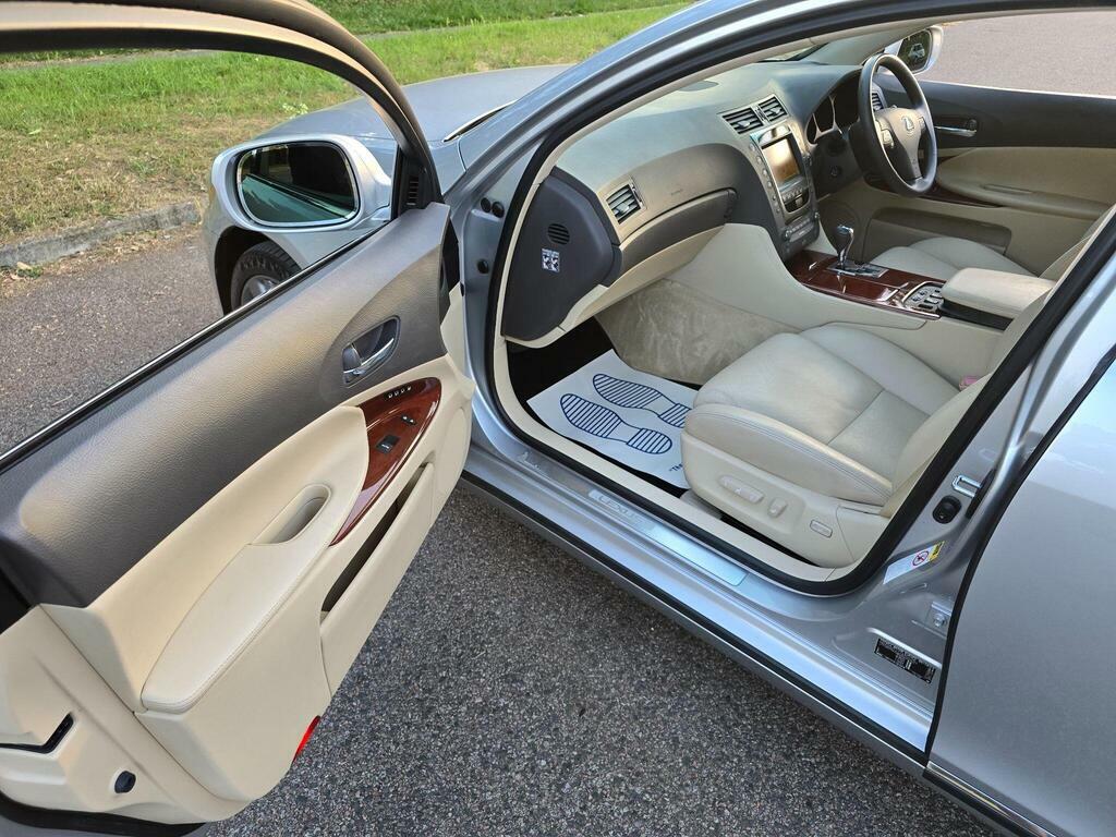 Lexus GS 3.4 L White #95