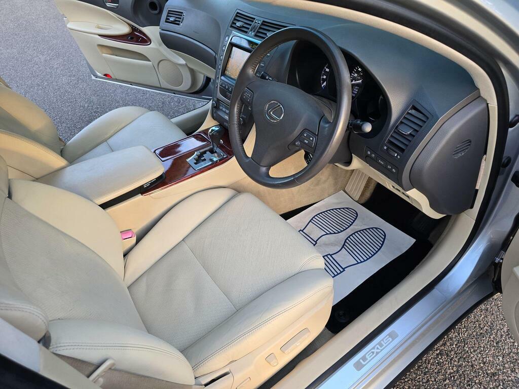 Lexus GS 3.4 L White #77