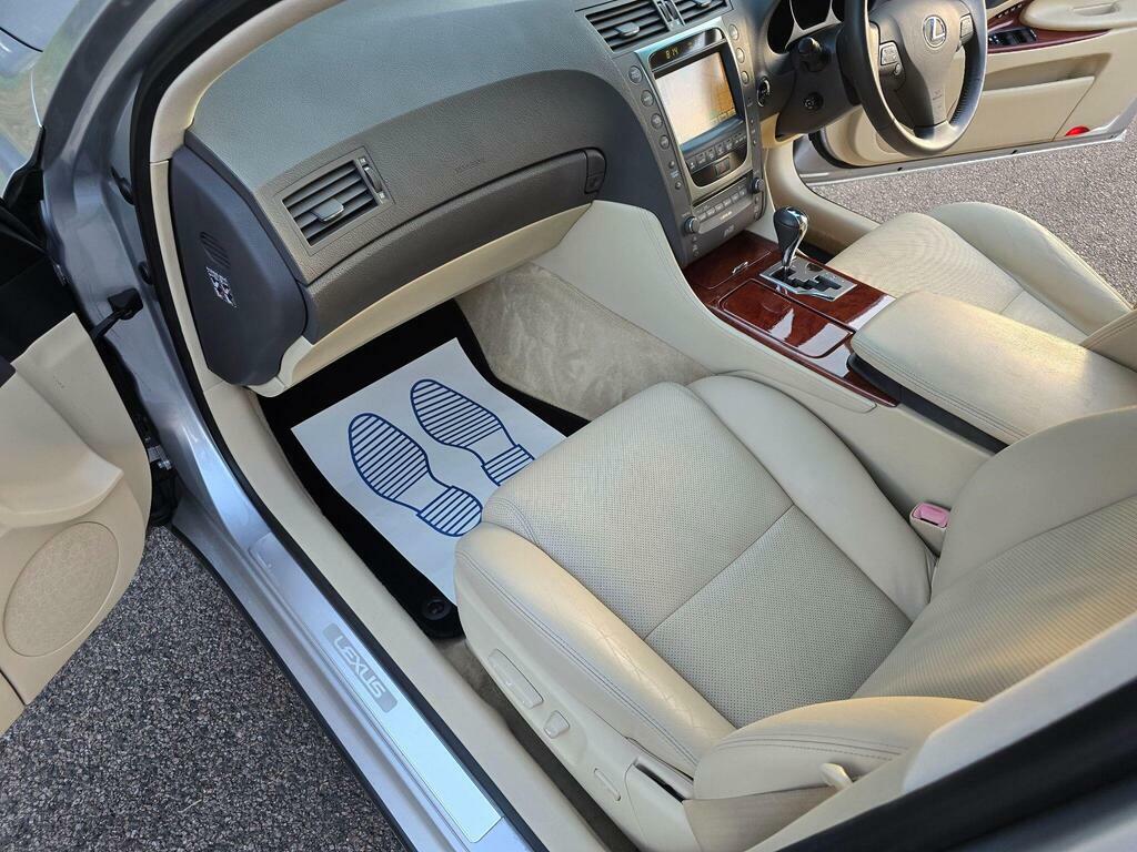 Lexus GS 3.4 L White #81