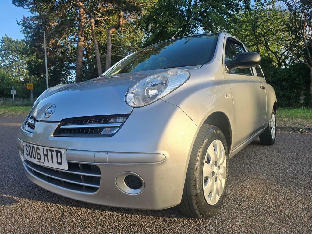 Nissan Micra 1.2 16V Initia Silver #2