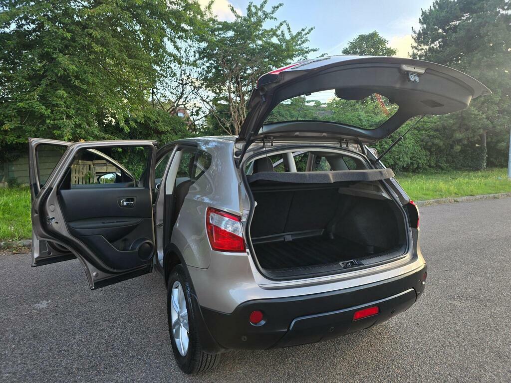 Nissan Qashqai Hatchback Dci N-tec Plus 2012 White #50