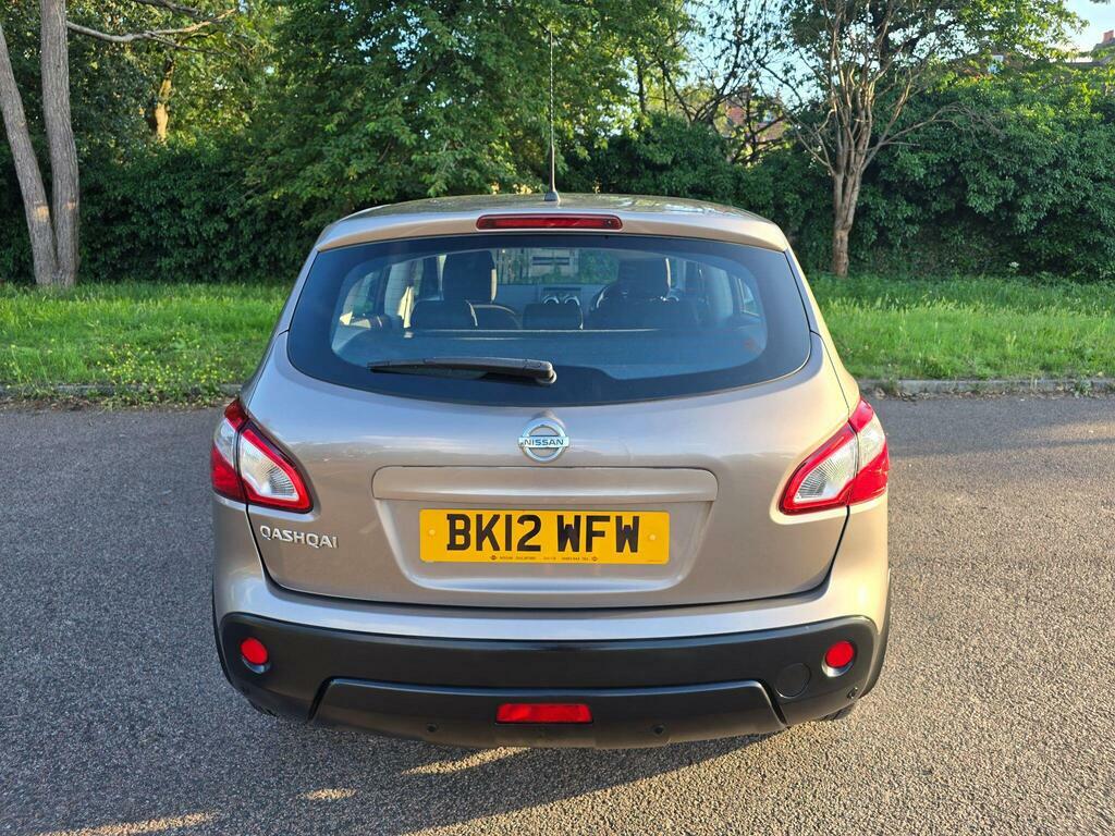 Nissan Qashqai Hatchback Dci N-tec Plus 2012 White #33