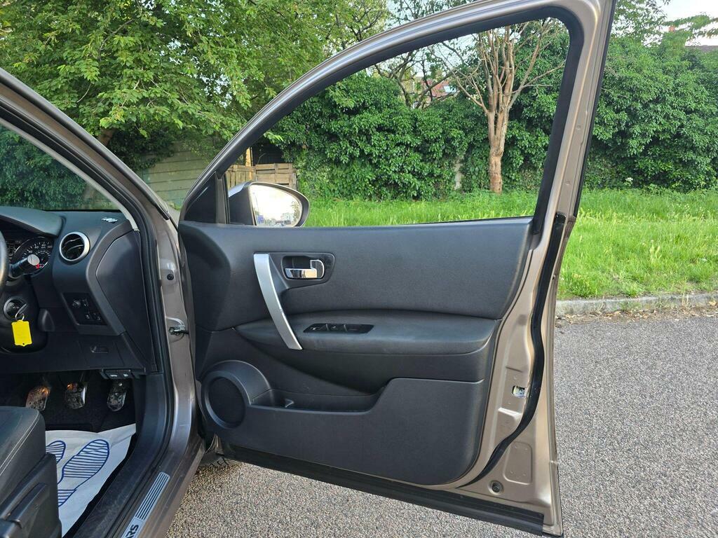 Nissan Qashqai Hatchback Dci N-tec Plus 2012 White #48
