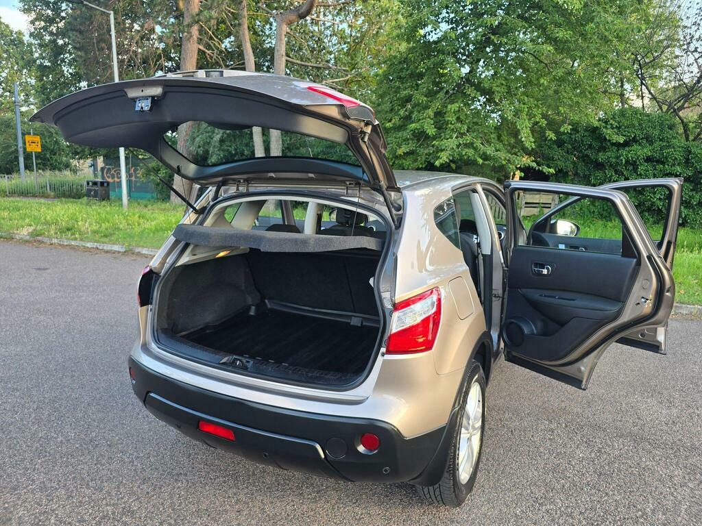 Nissan Qashqai Hatchback Dci N-tec Plus 2012 White #54