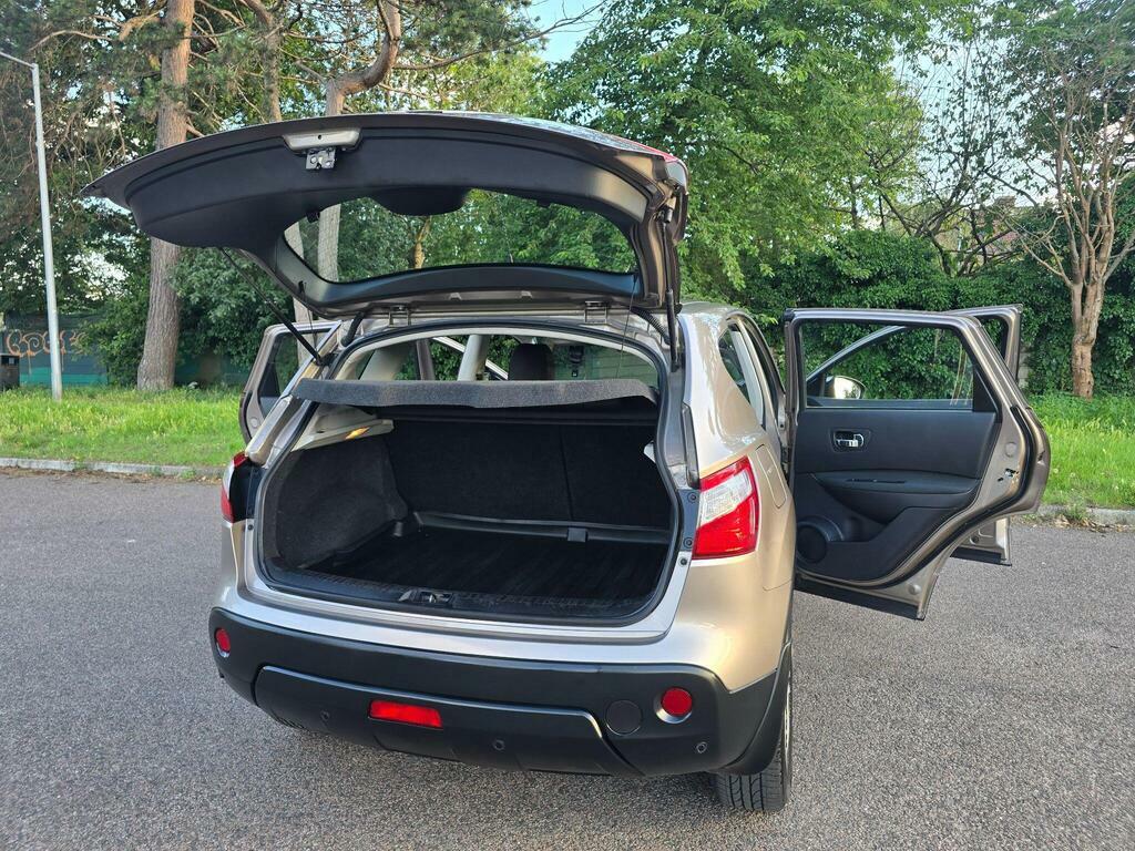 Nissan Qashqai Hatchback Dci N-tec Plus 2012 White #51