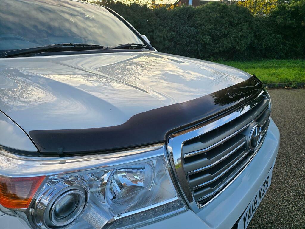 Toyota Land Cruiser V8 4.5L Null White #22