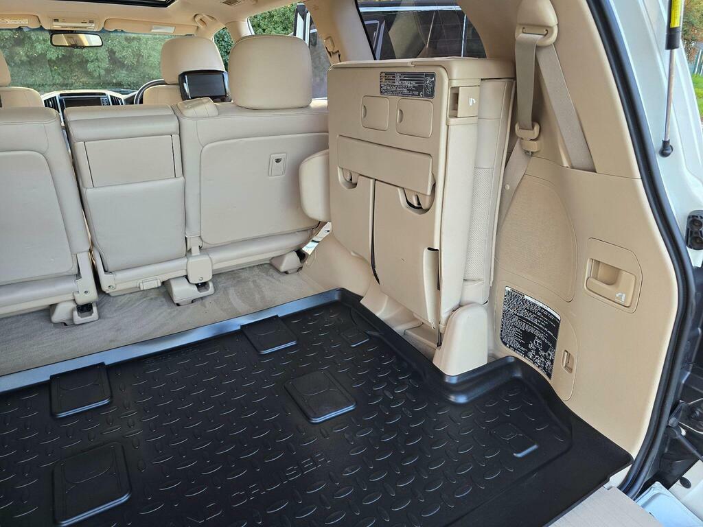 Toyota Land Cruiser V8 4.5L Null White #41