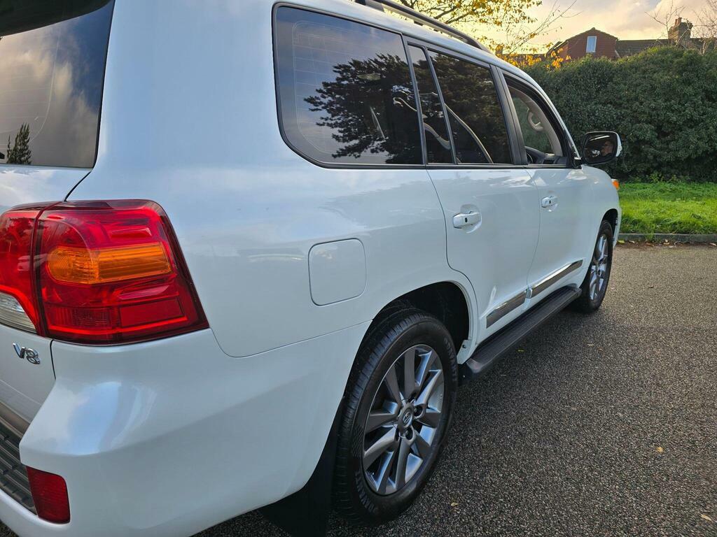 Toyota Land Cruiser V8 4.5L Null White #35