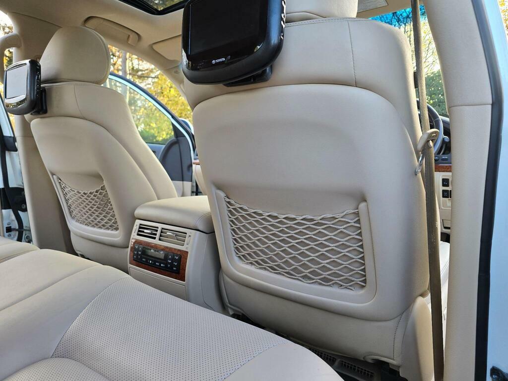 Toyota Land Cruiser V8 4.5L Null White #55