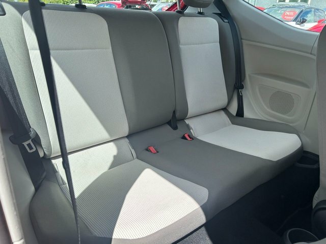 Volkswagen Up 1.0 Move Up 59 Bhp Silver #9