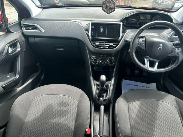 Peugeot 208  Black #13