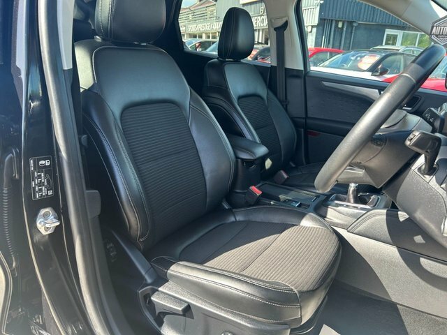 Ford Kuga 2020 1.5 Ecoblue Titanium First Edition Suv Di HK20DXH Black #4