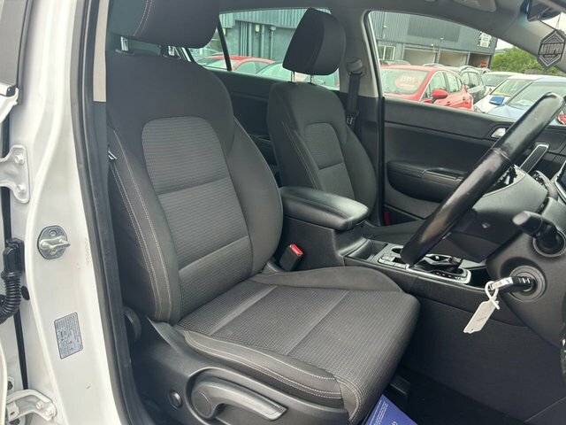 Kia Sportage 2022 1.6 Crdi Mhev 2 Suv Hybrid Dct Eur RO22OHJ White #4