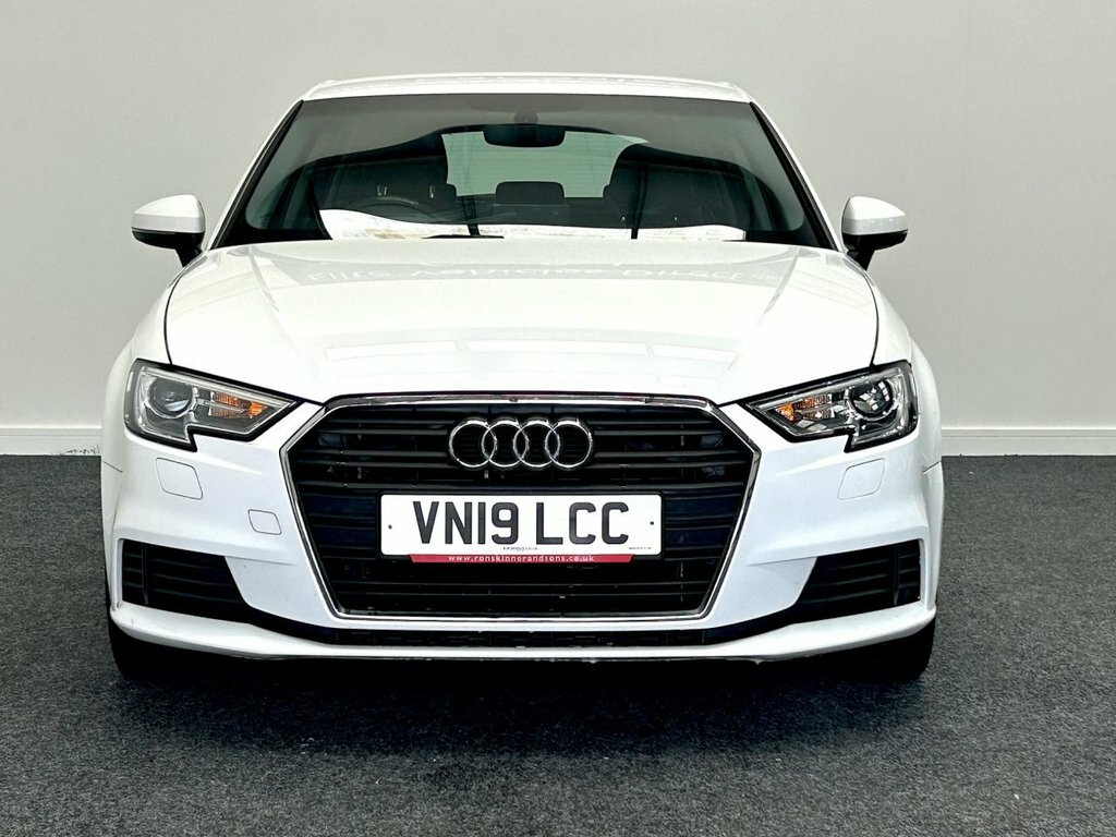 Audi A3 1.5L Se Technik VN19LCC White #2