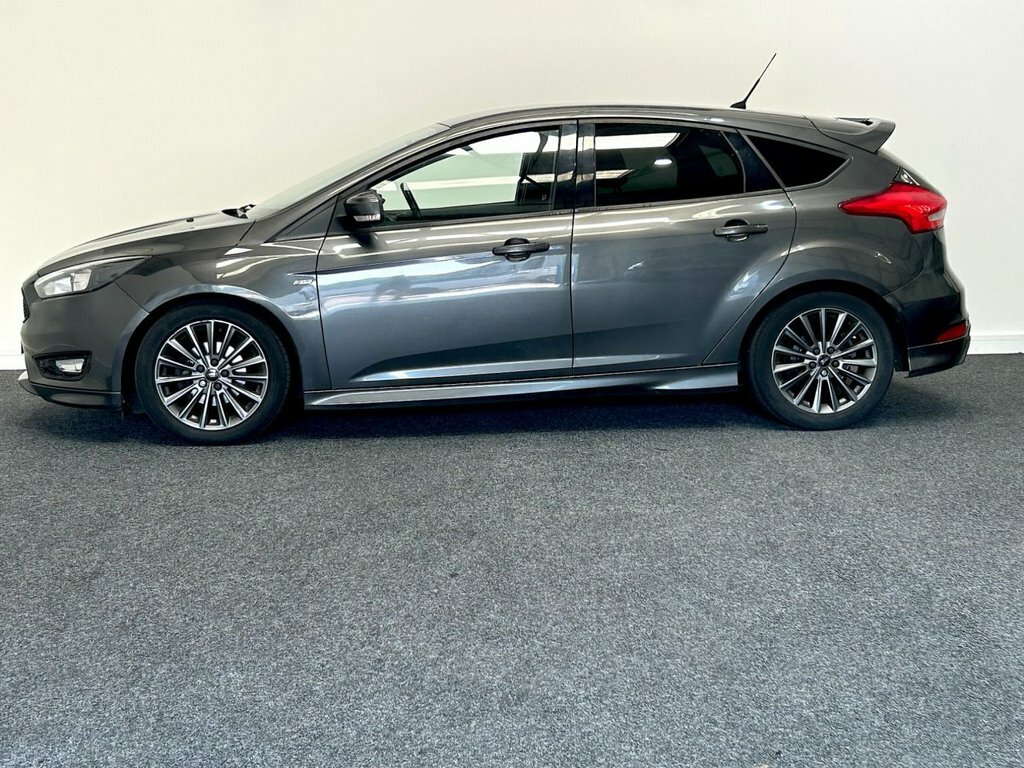 Ford Focus 1L St-line NU17WLF Grey #3