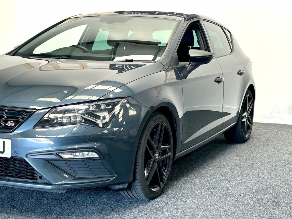 Seat Leon 1.5L Fr Black Edition HK69HVU Grey #5