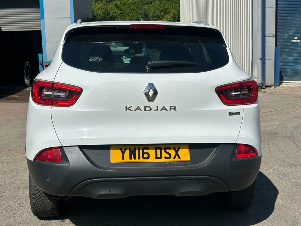 Renault Kadjar 1.6L Dynamique S Nav White #5