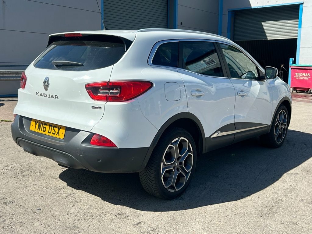 Renault Kadjar 1.6L Dynamique S Nav White #4