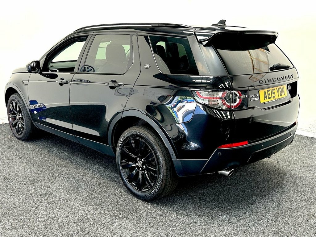 Land Rover Discovery Sport 2.2L Hse Luxury Black #5