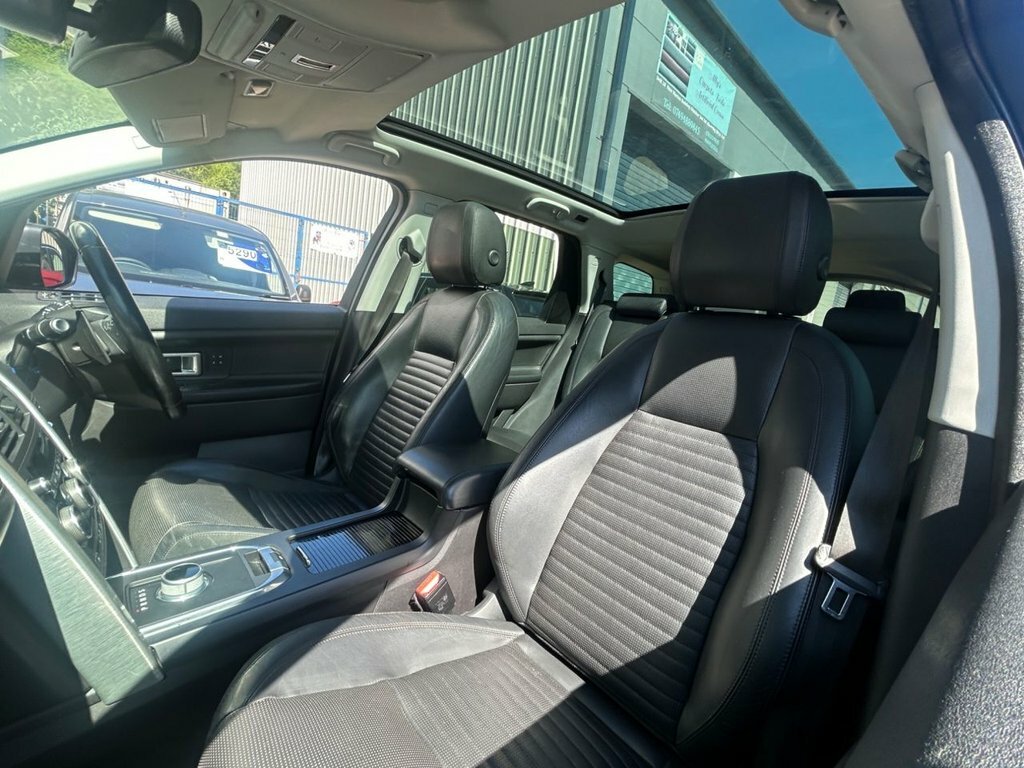 Land Rover Discovery Sport 2.2L Hse Luxury Black #6