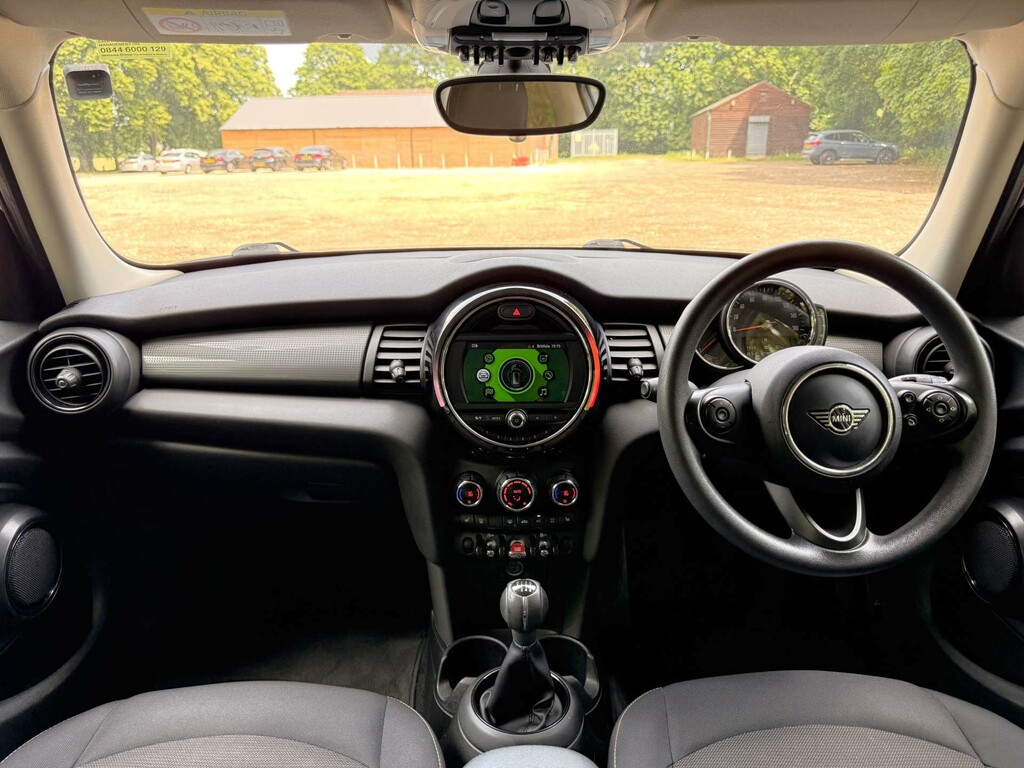 Mini Hatch Cooper Classic Hatchback Euro 6 Ss BU19TVZ #3