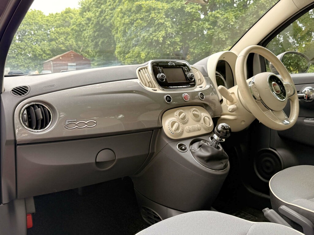 Fiat 500 Lounge Hatchback Euro 6 Ss YG17NZC #4