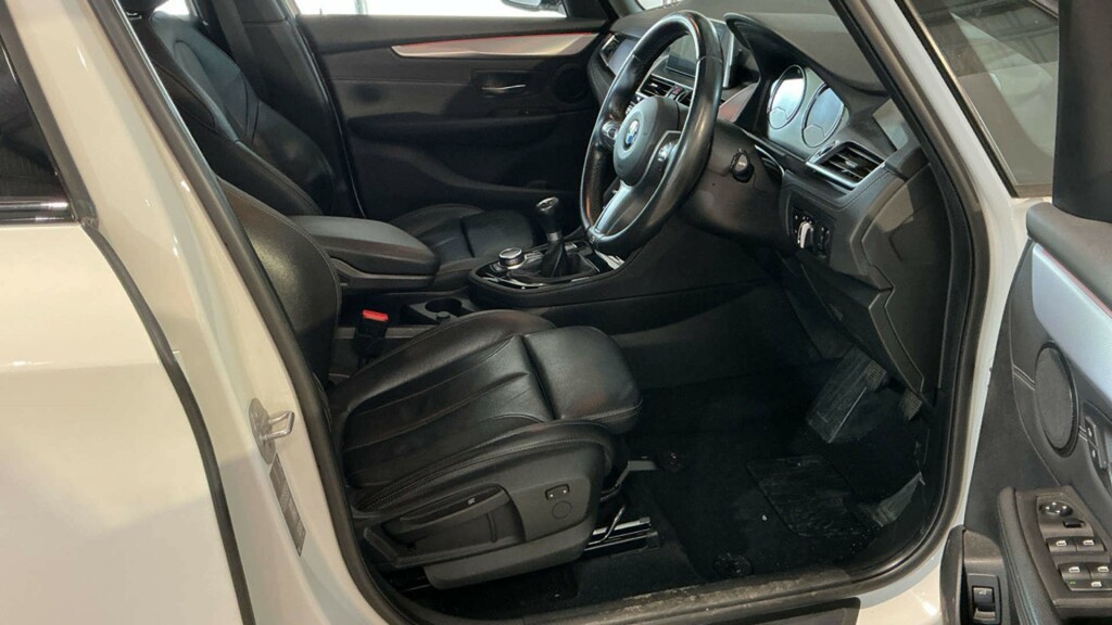 BMW 2 Series 218I M Sport White #9