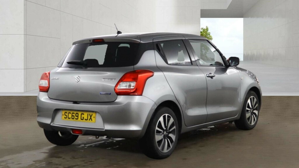 Suzuki Swift Hatchback Silver #4