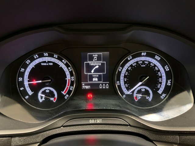Skoda Karoq Edition Green #67