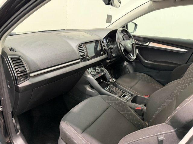 Skoda Karoq Edition Green #16
