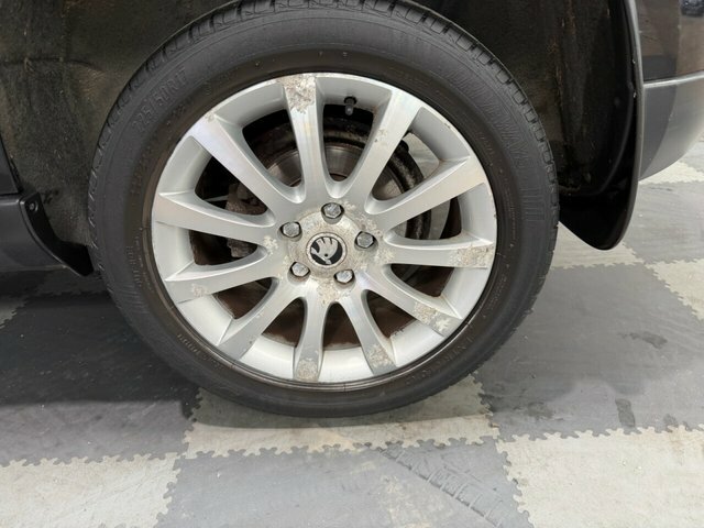 Skoda Yeti 1.2 Tsi Se Outdoor Dsg Euro 5 105 Ps MF64WRU Black #6