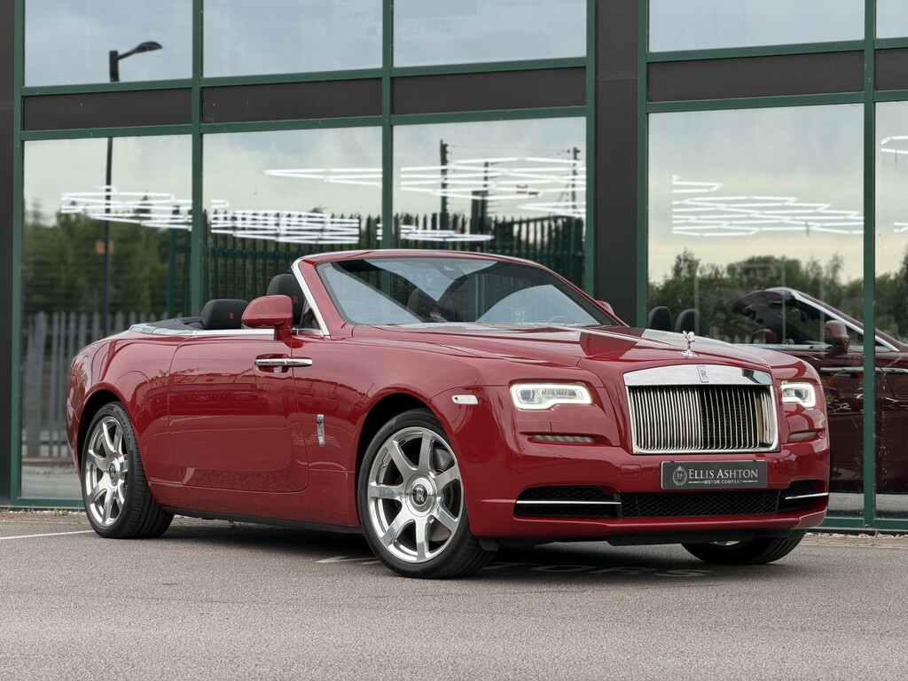 Rolls-Royce Dawn 6.6 V12 Red