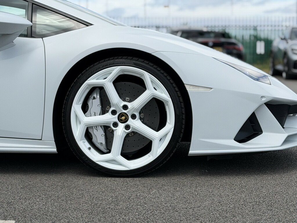 Lamborghini Huracan 5.2 V10 White #14