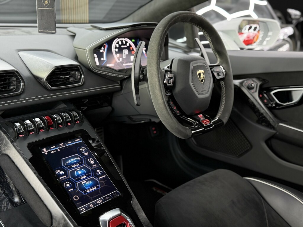 Lamborghini Huracan 5.2 V10 White #98