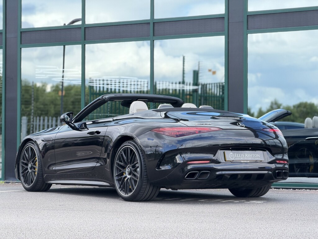 Mercedes-Benz SL Class Convertible 4.0 Sl63 V8 Biturbo Amg 2024 Black #3
