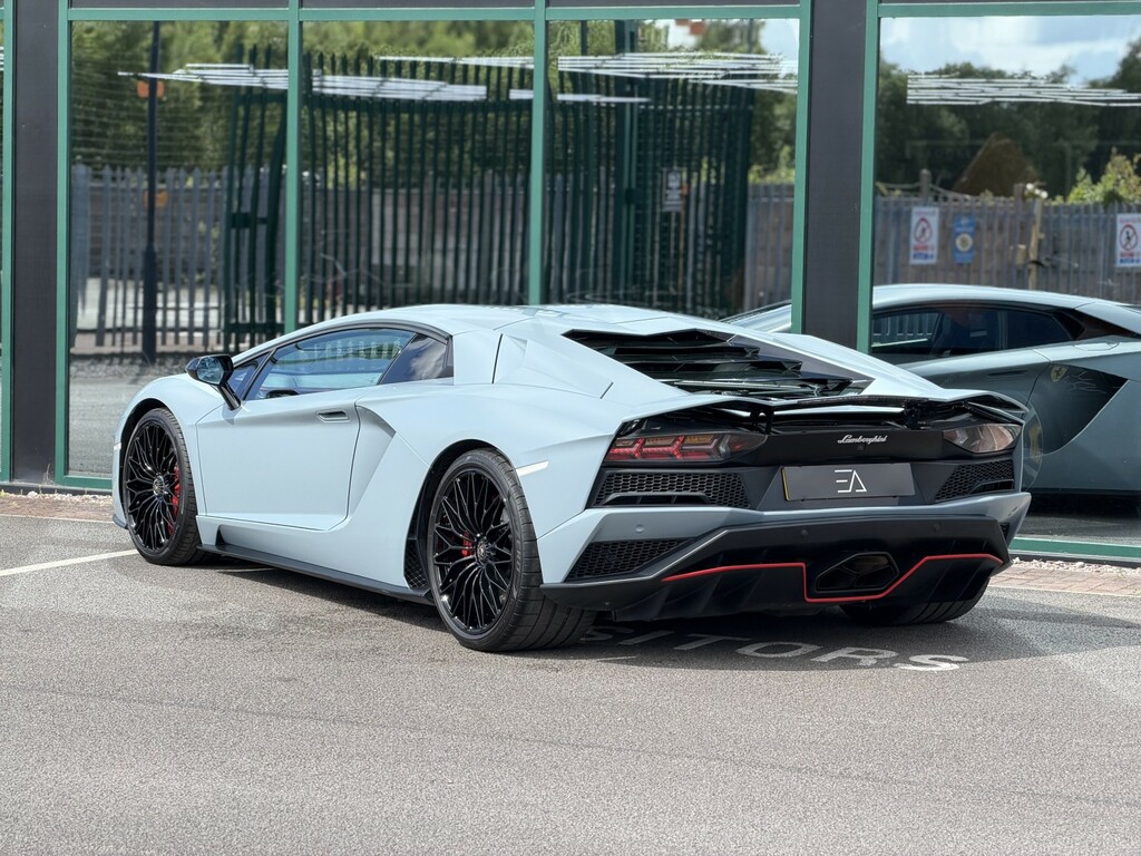 Lamborghini Aventador S Black #83