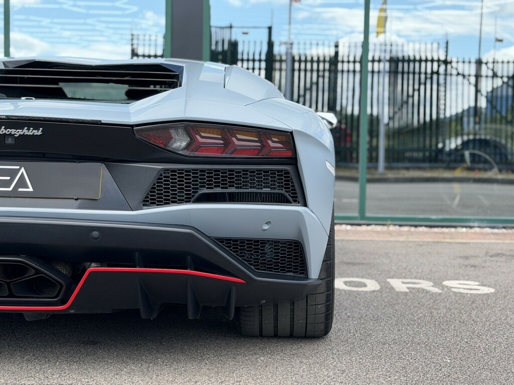 Lamborghini Aventador S Black #87