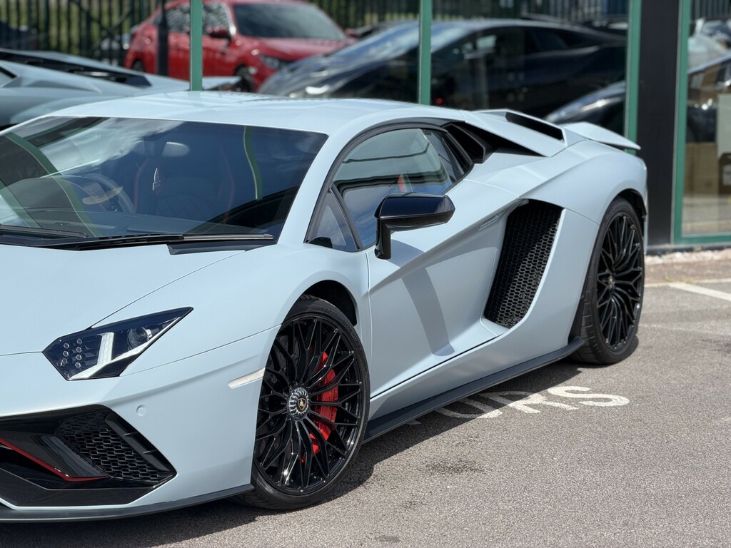 Lamborghini Aventador S Black #77