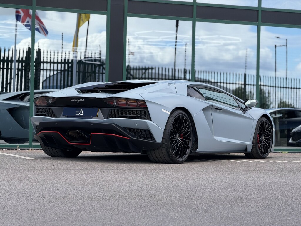Lamborghini Aventador S Black #61