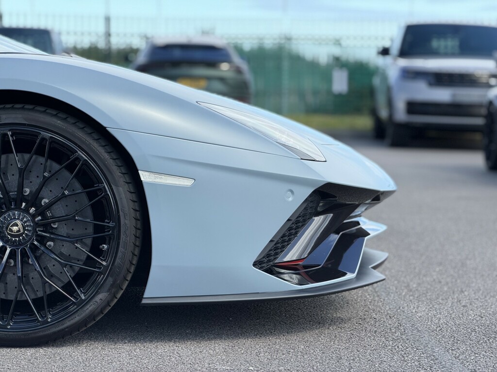 Lamborghini Aventador S Black #20