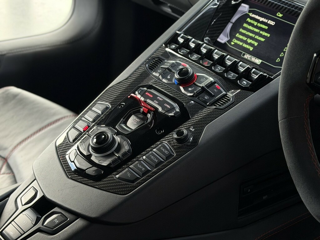 Lamborghini Aventador S Black #100