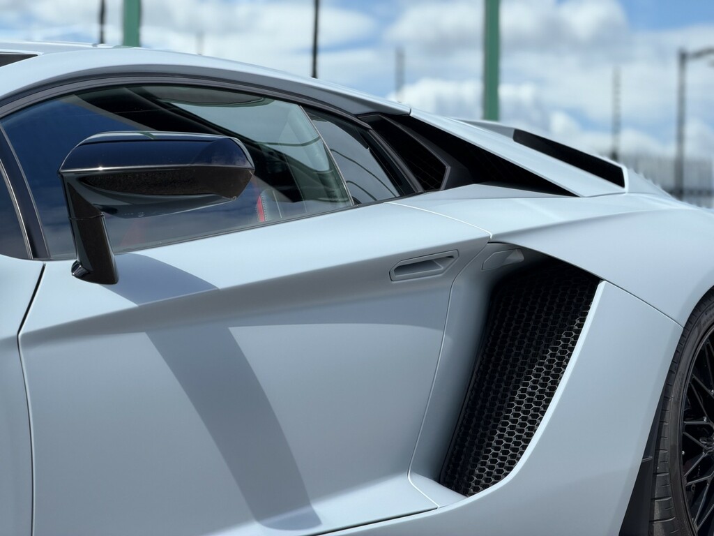 Lamborghini Aventador S Black #25