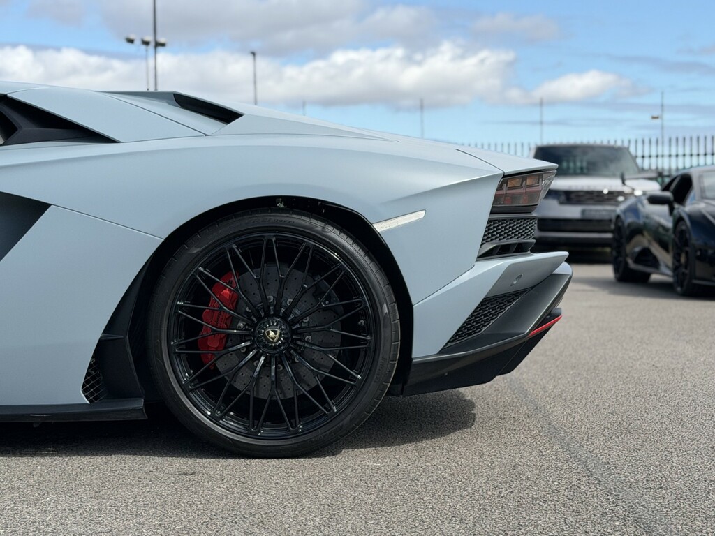 Lamborghini Aventador S Black #34