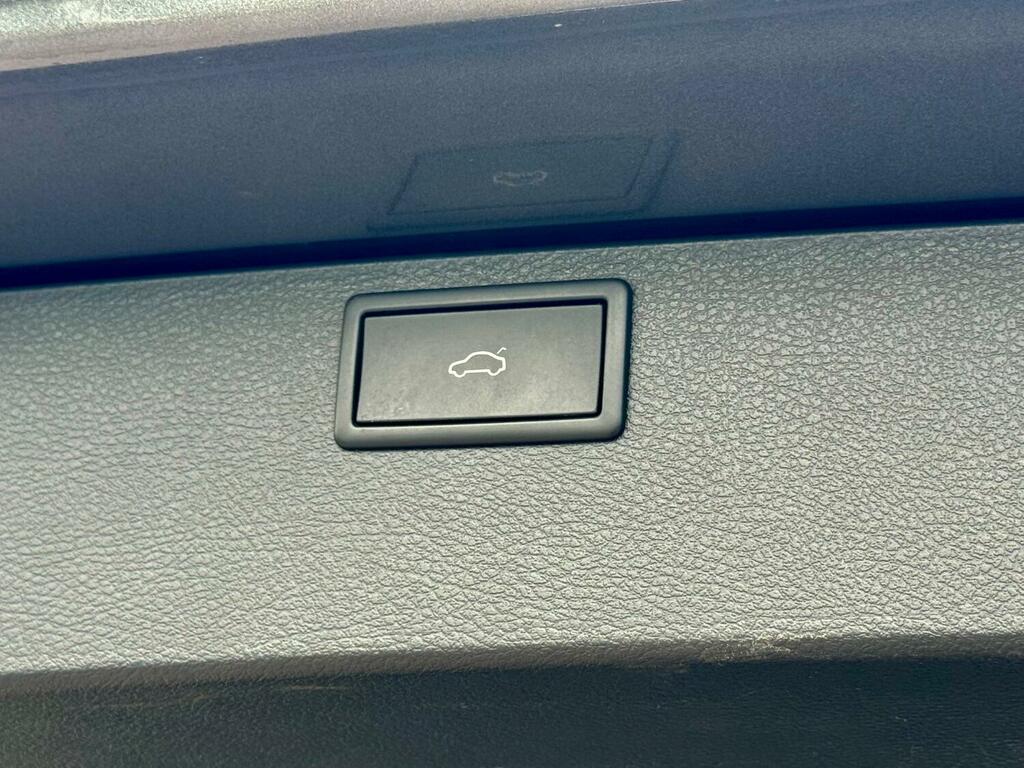 Volkswagen Caravelle Caravelle Executive Tdi S-a Blue #62
