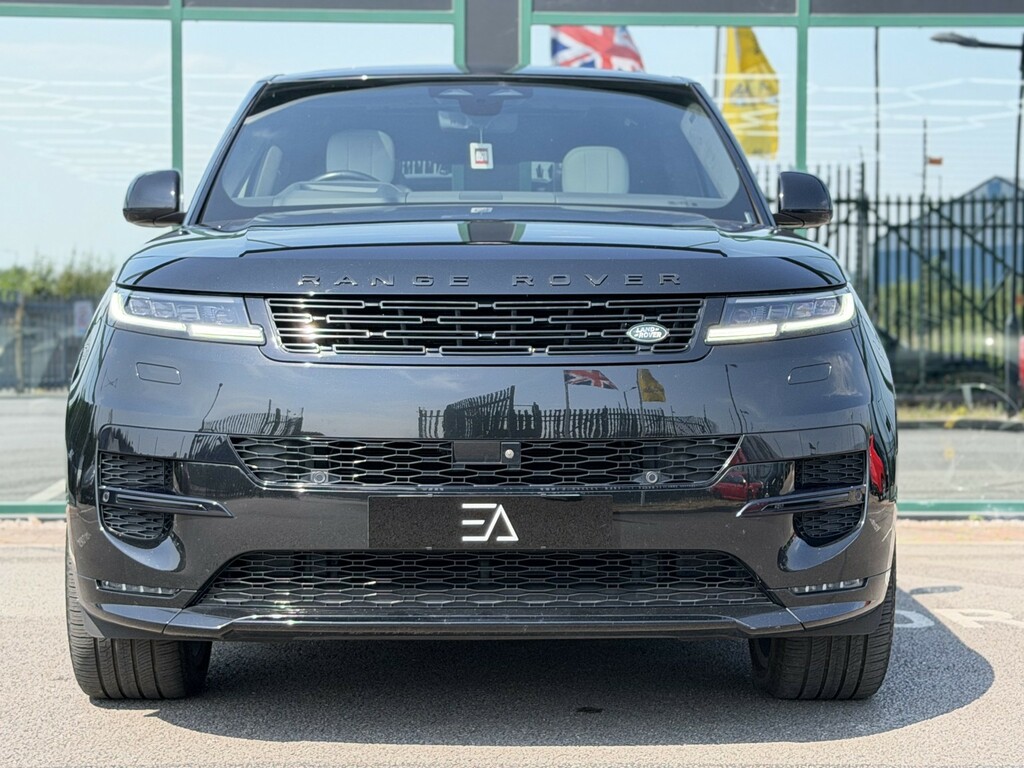 Land Rover Range Rover Sport 3.0 P510e 38.2Kwh First Edition Black #4