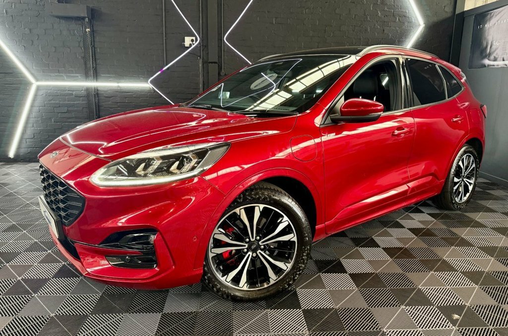 Ford Kuga 2.5L St-line X Red