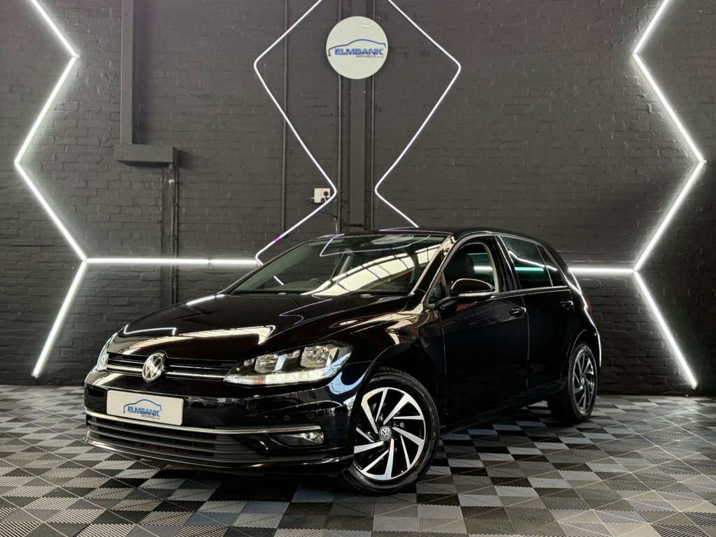Volkswagen Golf 1.6L Match GM68SNN Black #5