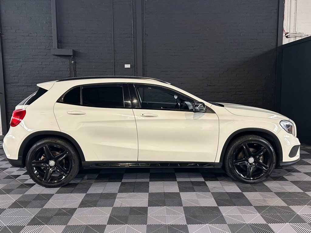 Mercedes-Benz GLA Class 2.1 Gla200 Cdi Amg Line 4Matic Silver #9
