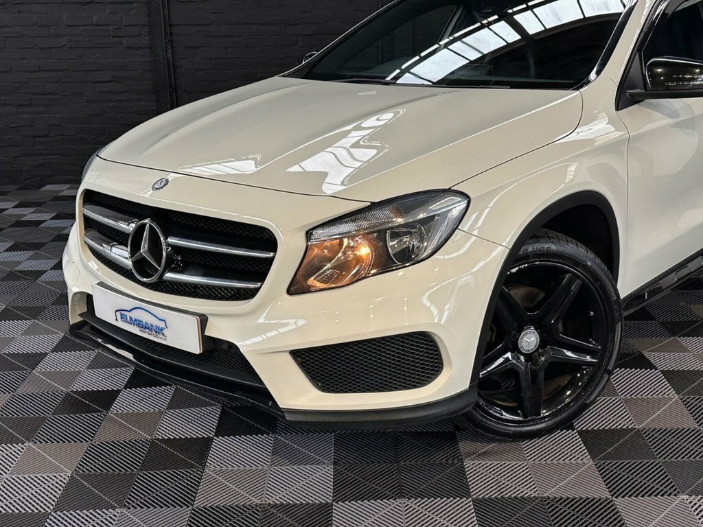 Mercedes-Benz GLA Class 2.1 Gla200 Cdi Amg Line 4Matic Silver #32