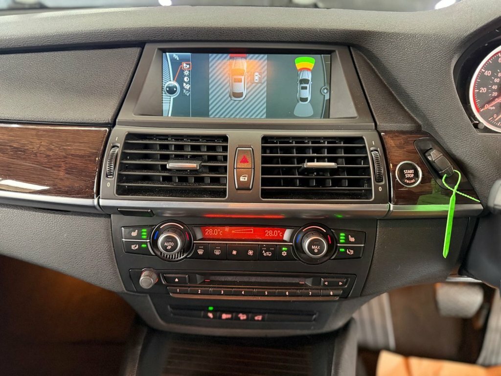 BMW X6 Suv White #3